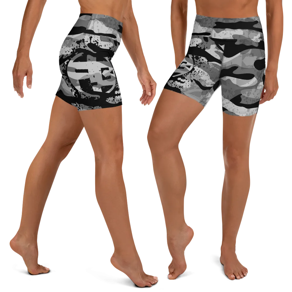 Fit Bitch - Yoga Shorts - Camo