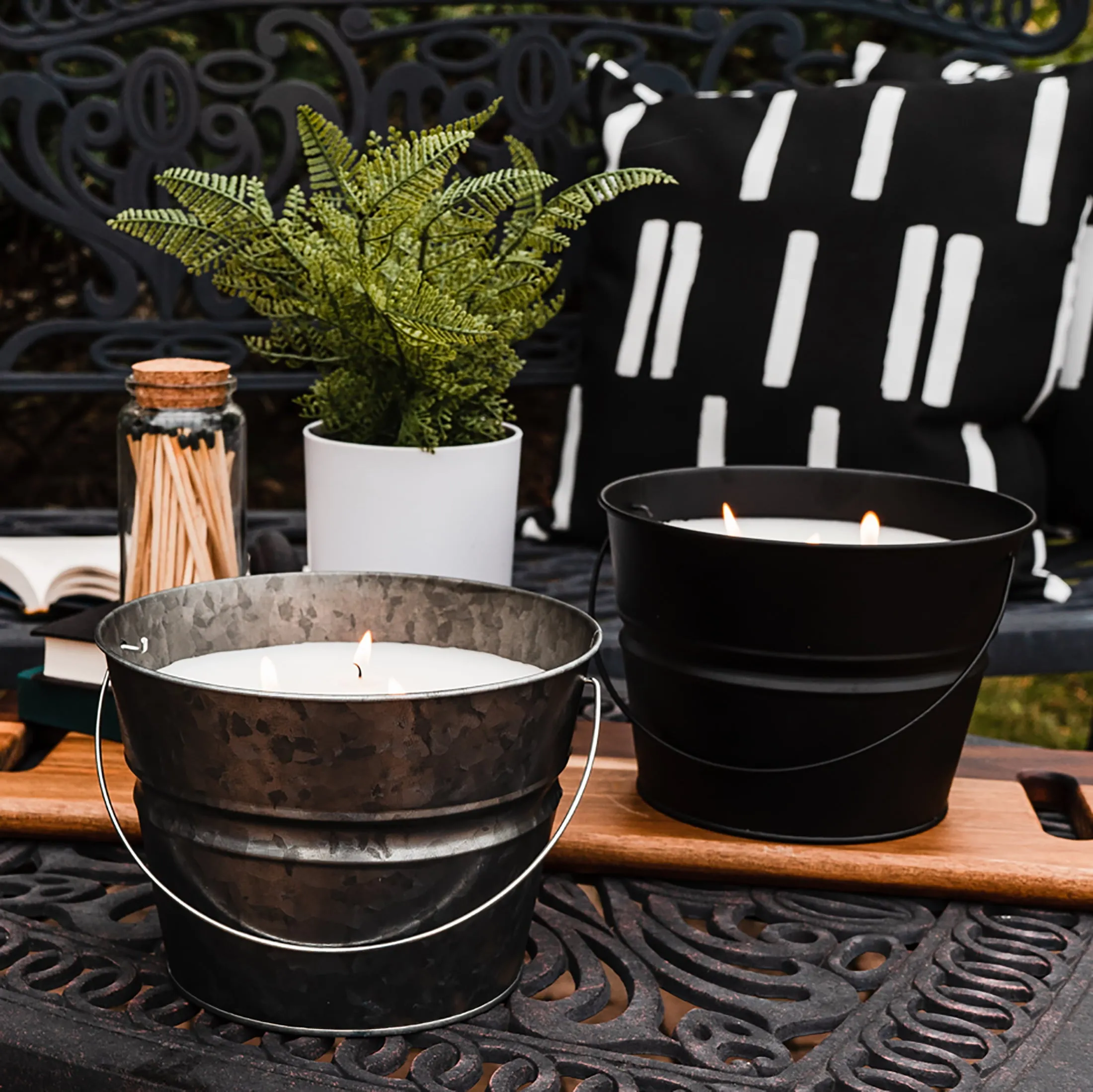 Mainstays 30oz Outdoor Citronella Candle, Matte Black