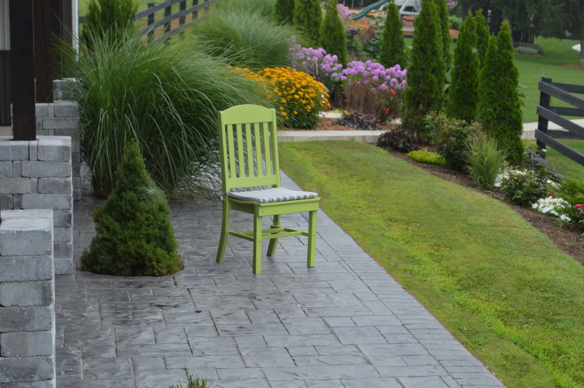Poly Outdoor Classic Dining Chair